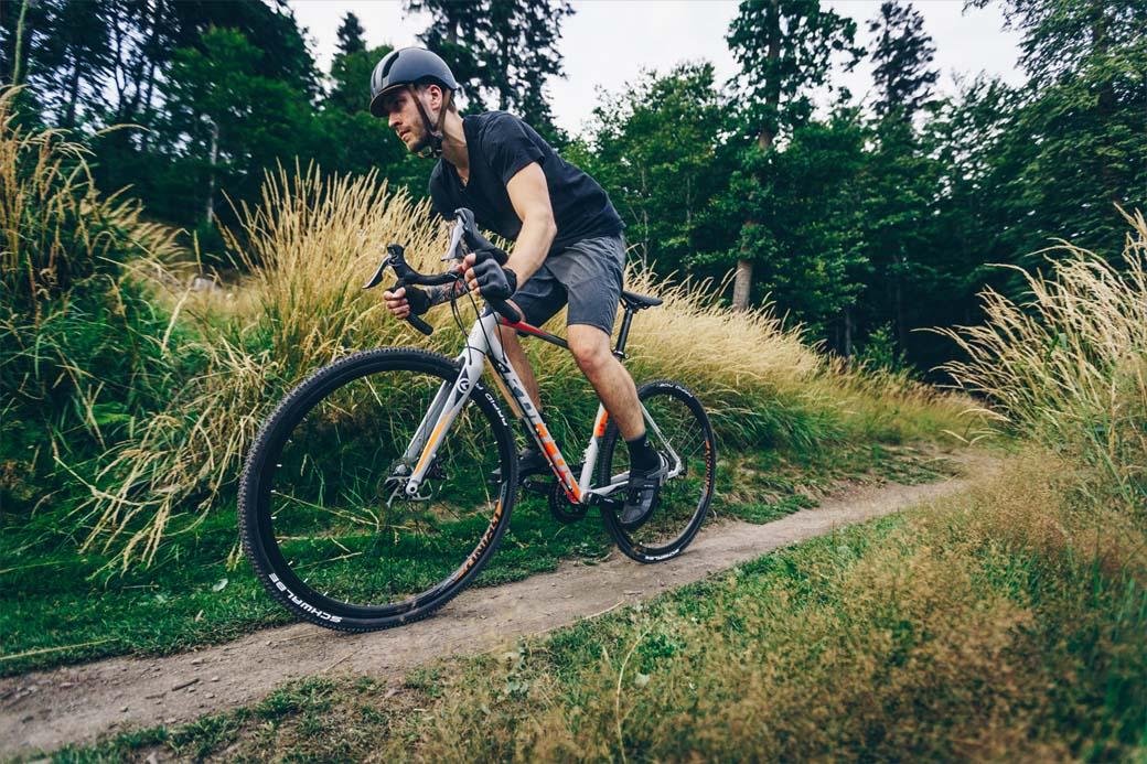Gravel bike vagy cyclocross Mi a k l nbs g s mi f n terem