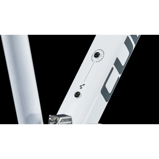 Cube Nature Pro Frostwhite'n'Grey 28 kerékpár Trapeze 46 cm 