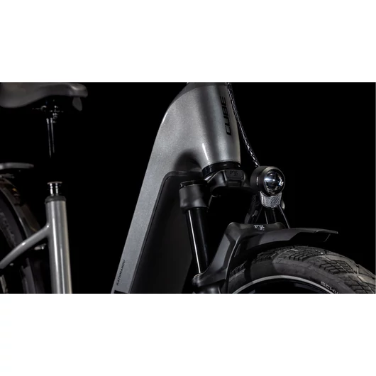 Cube Kathmandu Hybrid SLX graphite´n´black