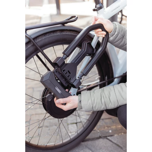 Lakat Abus Granit Super Extreme 2500/165 HB230 Xplus USH 2500 tartóval